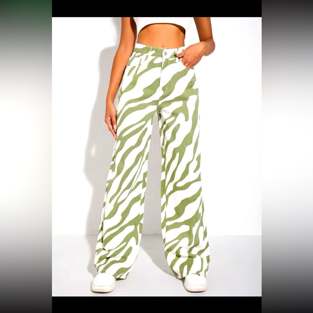 Zebra pattern jeans from SHEIN and size XS
